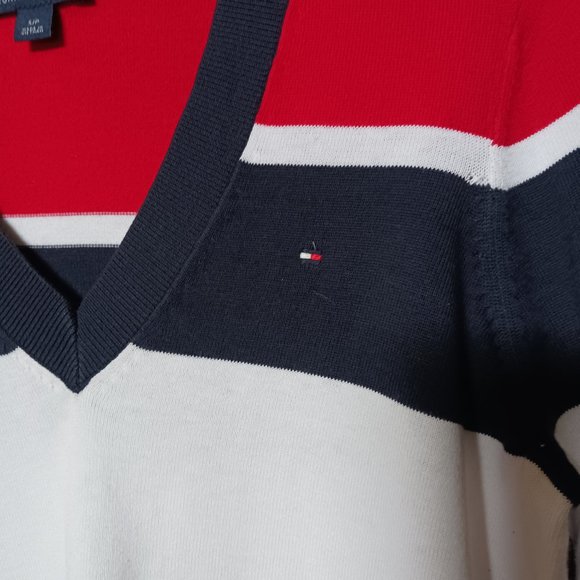 NWOT Tommy Hilfiger striped v neck Women's SZ S-M - Picture 5 of 7